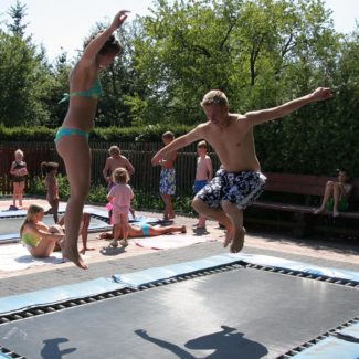 Camping Oase Praha - venkovní trampolíny